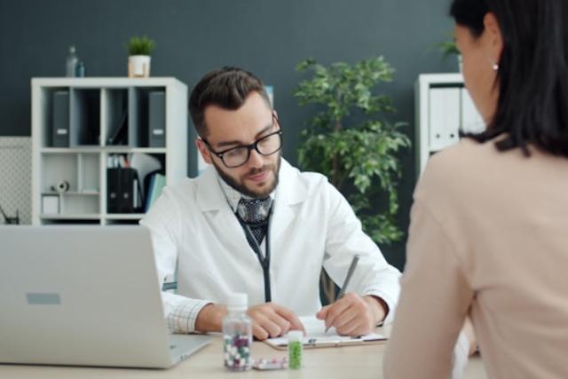 Mutuelle santé pour petits budgets : guide essentiel et facile d&rsquo;accès