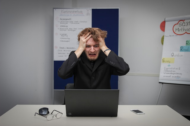 Santé mentale au travail : stratégies pour réduire l&rsquo;anxiété et la brûlure professionnelle