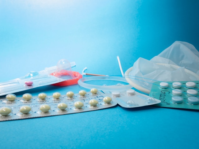 Reprendre la contraception après l’accouchement : quel rôle joue l’allaitement ?